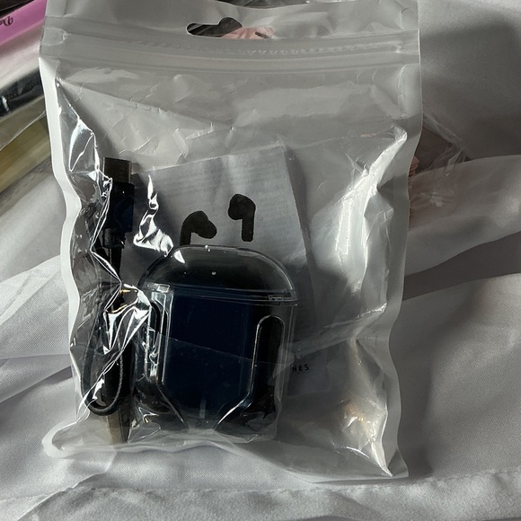 Other - ★ Wireless Bluetooth Earbuds w Charging Case Touch Control Headphones